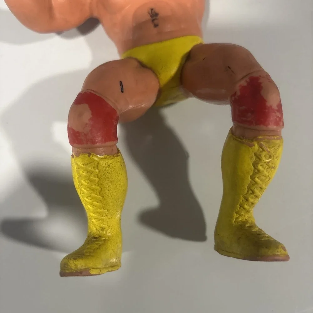 intage 1984 LJN WWF Hulk Hogan Action Figure Series 1 Wrestling Superstars 8